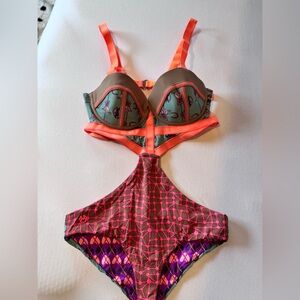 Maaji cut out one piece - Medium - Rare